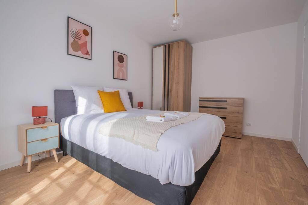 Le Boulingrin Apartment แร็งส์ ภายนอก รูปภาพ