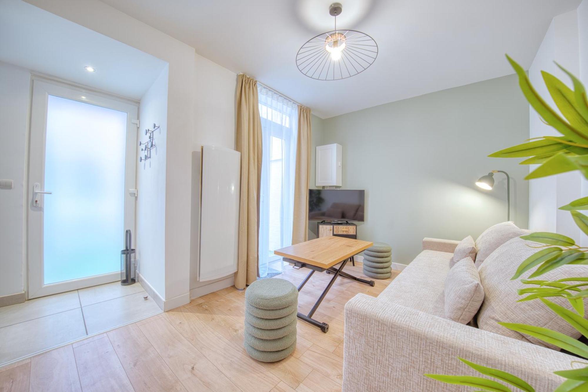 Le Boulingrin Apartment แร็งส์ ภายนอก รูปภาพ