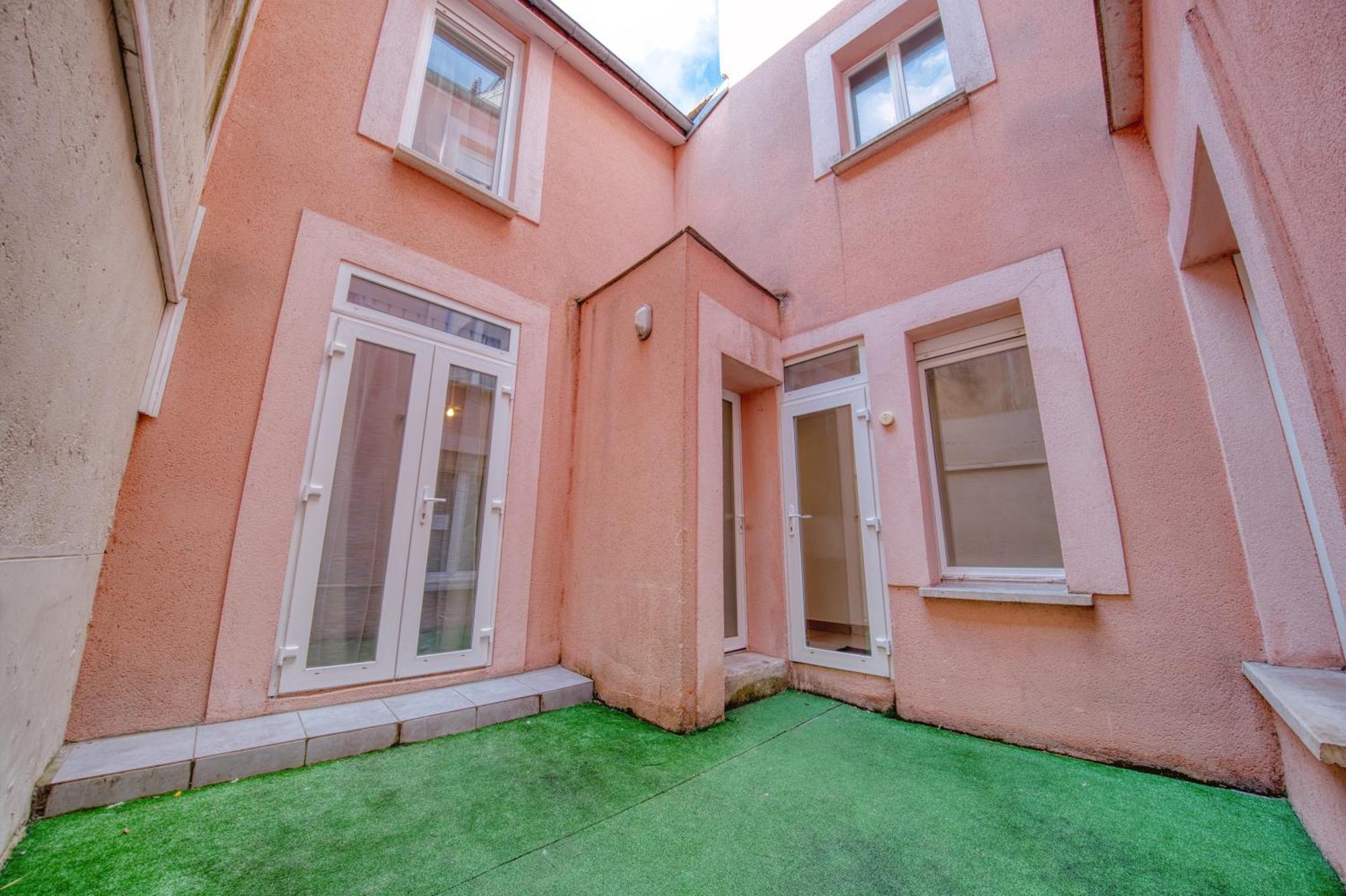 Le Boulingrin Apartment แร็งส์ ภายนอก รูปภาพ