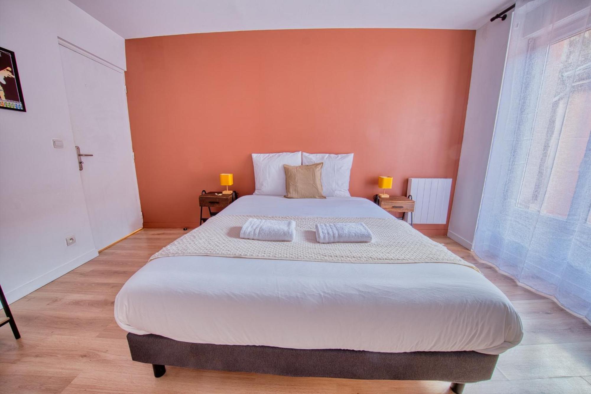 Le Boulingrin Apartment แร็งส์ ภายนอก รูปภาพ